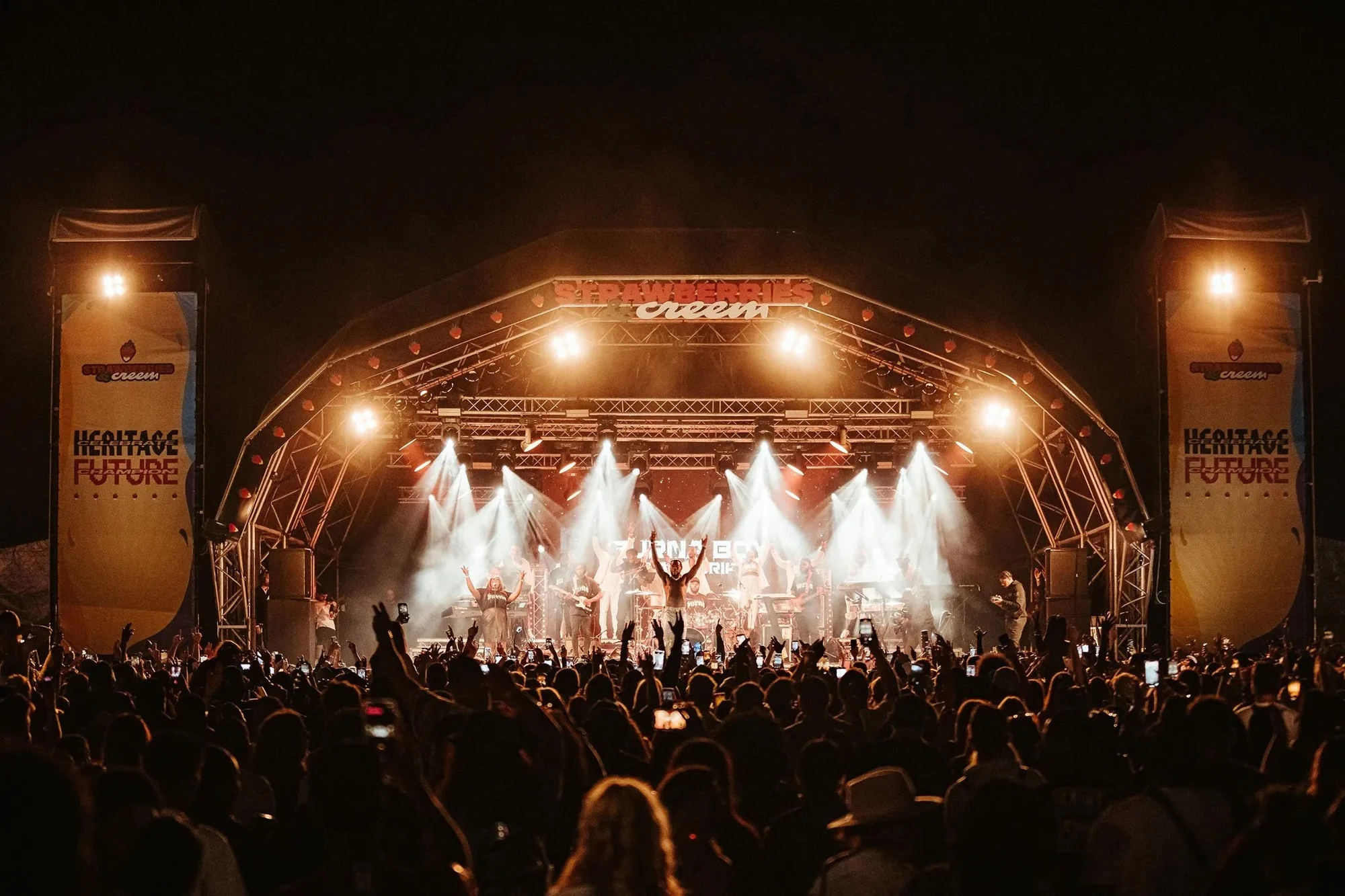 Strawberries & Creem 2026