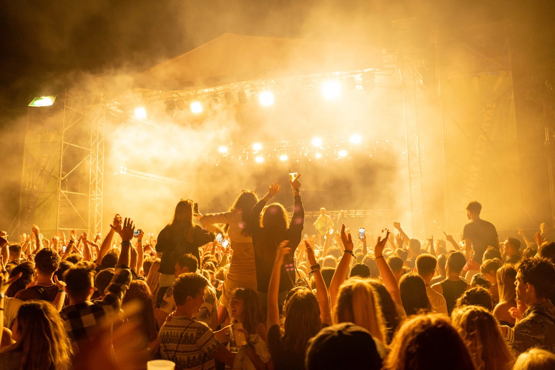 V4 Fesztival es Szinhazi Talalkozo 2026