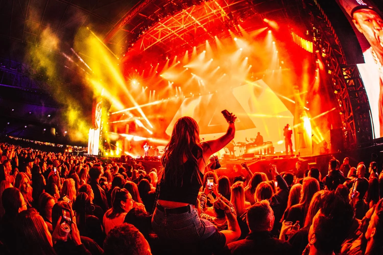 RNB Fridayz Live Pert 2026