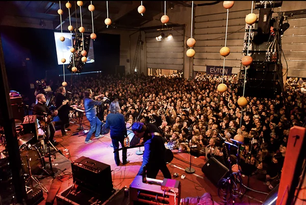 Aldrei for eg sudur (I never went south) 2026 3