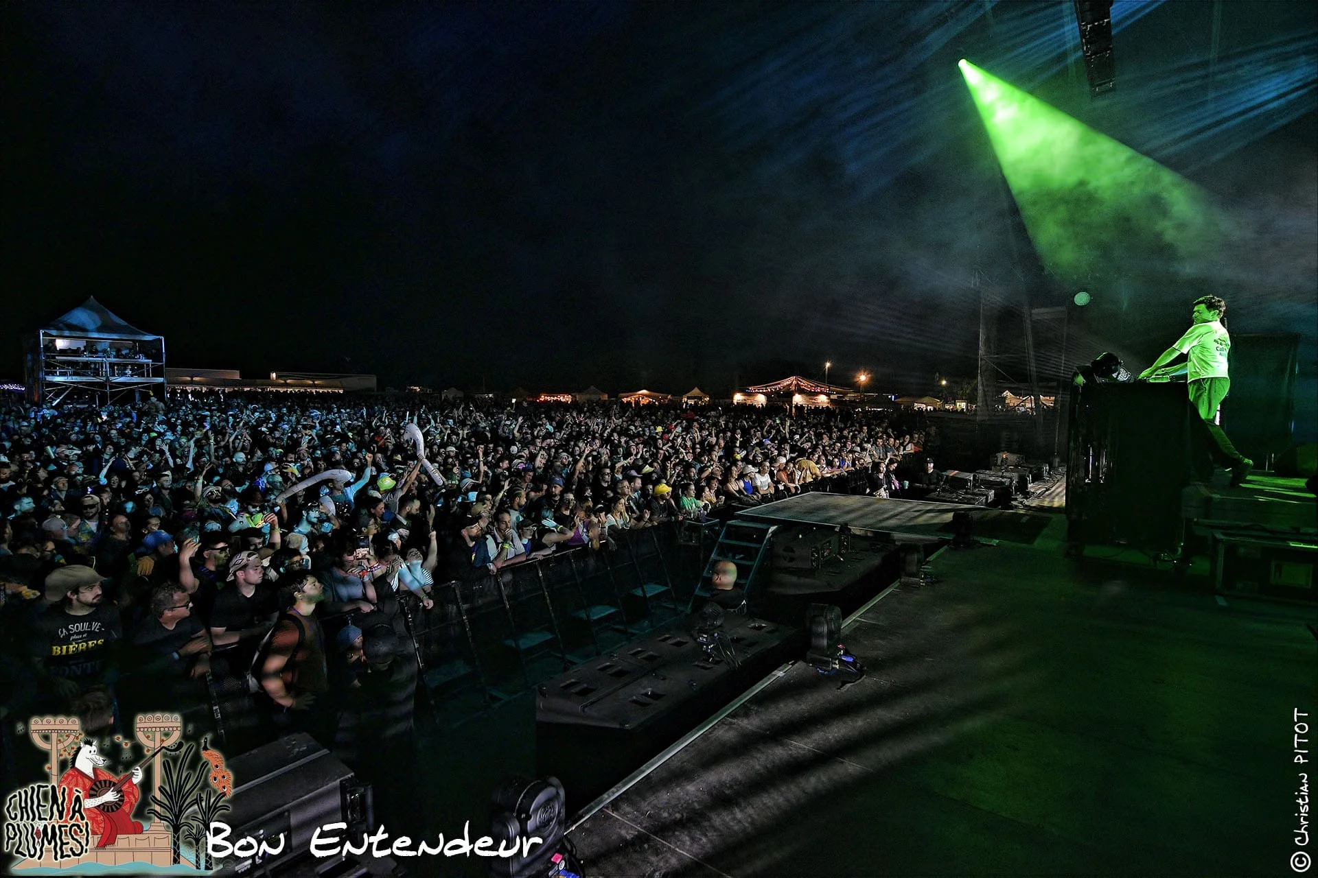 Le Chien a Plumes 2026