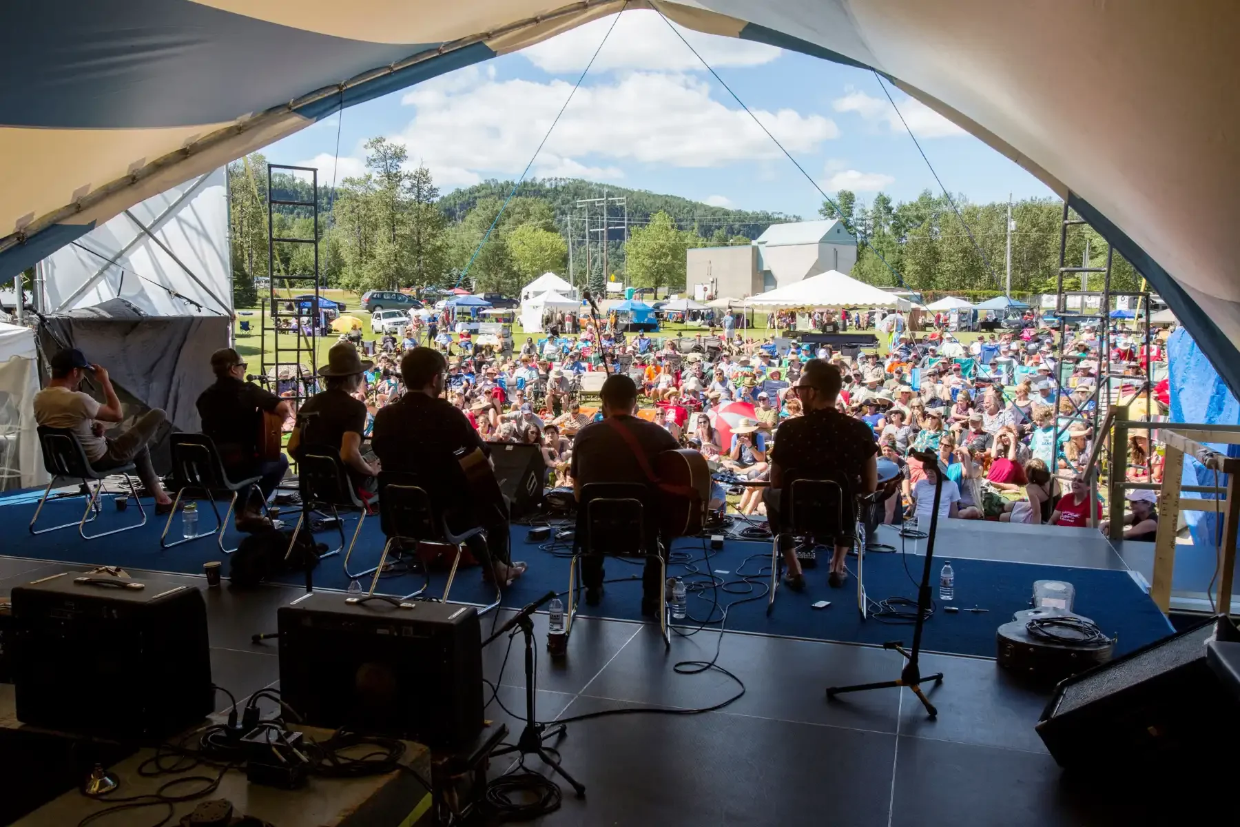 Live from the Rock Folk Festival (formerly Red Rock) 2