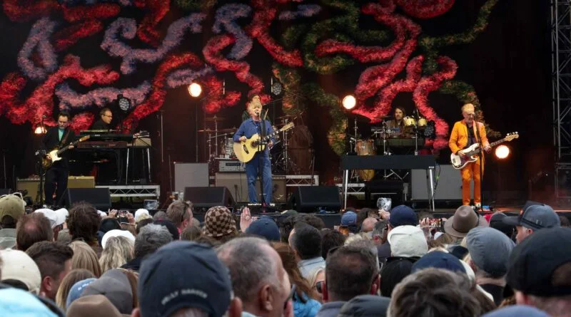 Red Hot Summer Tour Mornington 2026 3