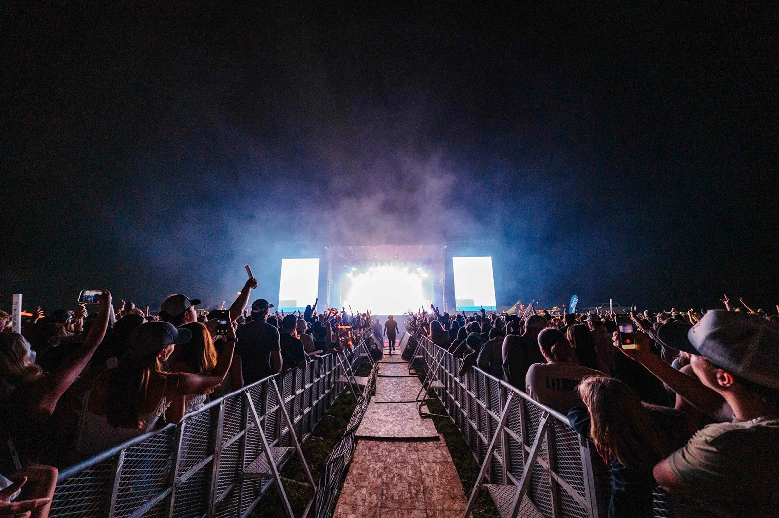 Tailgate N' Tallboys Illinois 2026