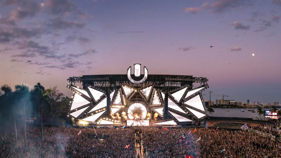 Tunes in the Park 2026 2