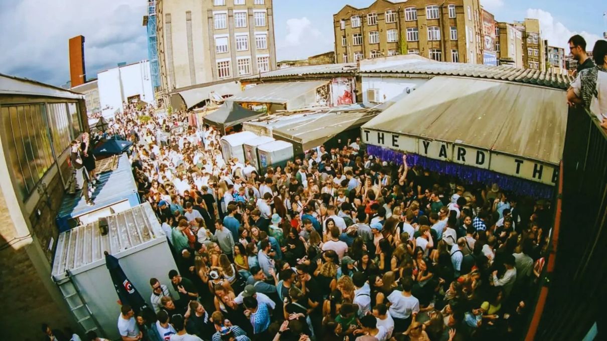Queen's Yard Summer Party 3