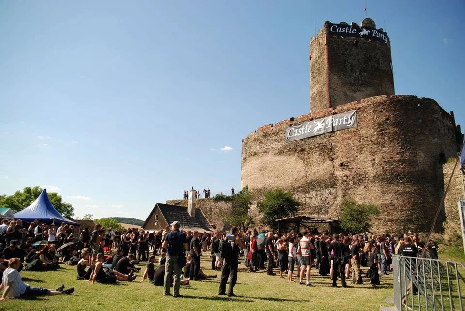 Castle Party 3
