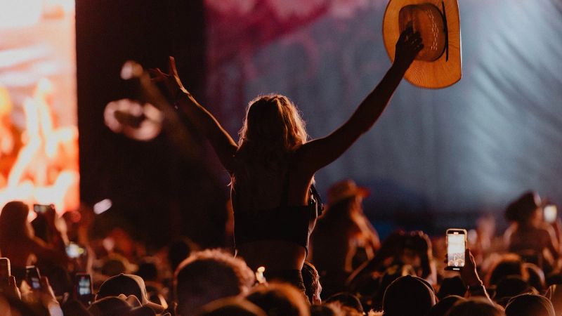 Boots and Hearts West 2