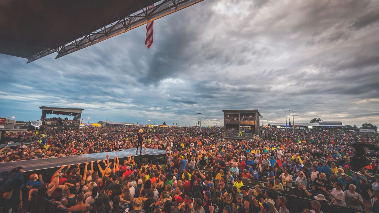 Hoofbeat Country Fest 2