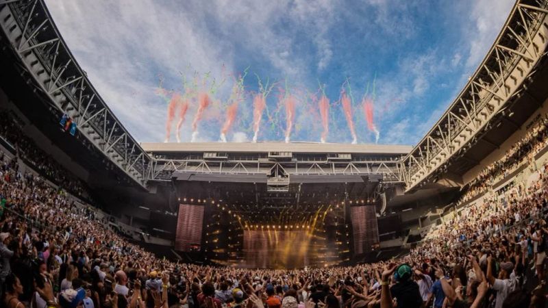 AO Live 2