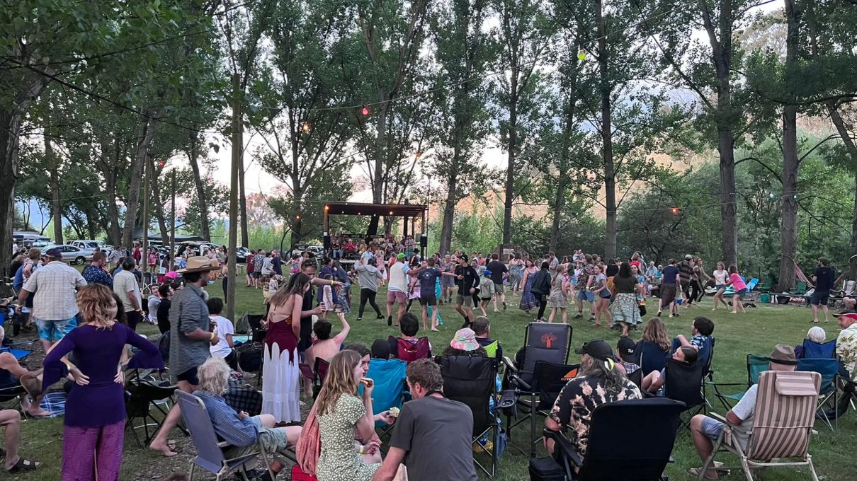 Nariel-Creek Folk Festival 3