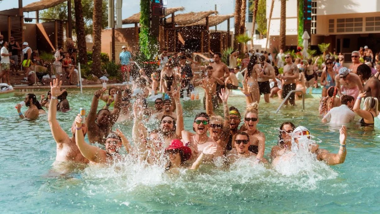 Hotel EDC Las Vegas 3
