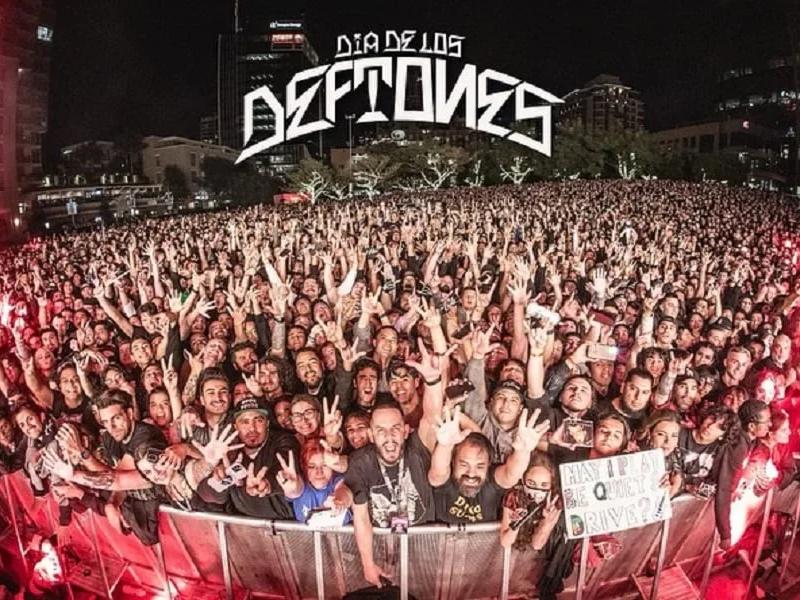 Dia De Los Deftones