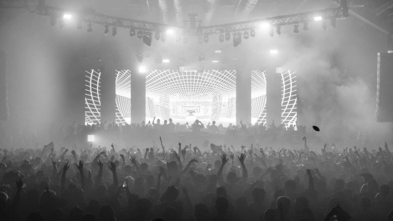 Contact Winter Music Festival 3