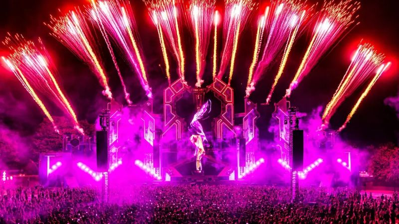 Decibel Outdoor Festival 3