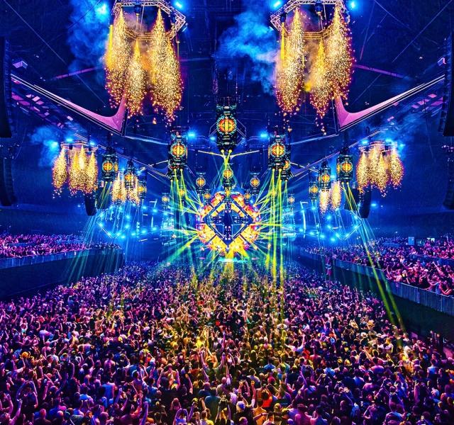 Reverze