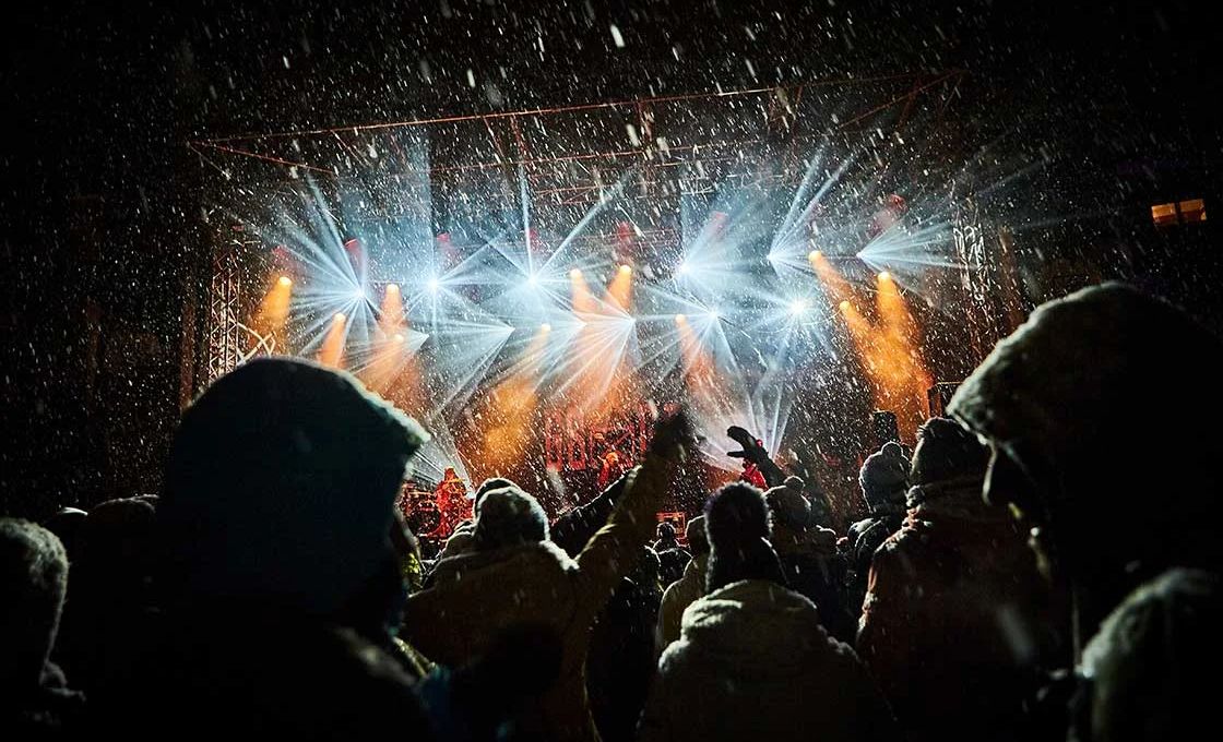 Rave on Snow 3