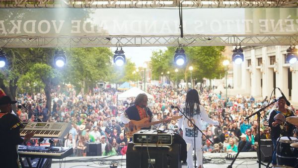 Festival International de Louisiane