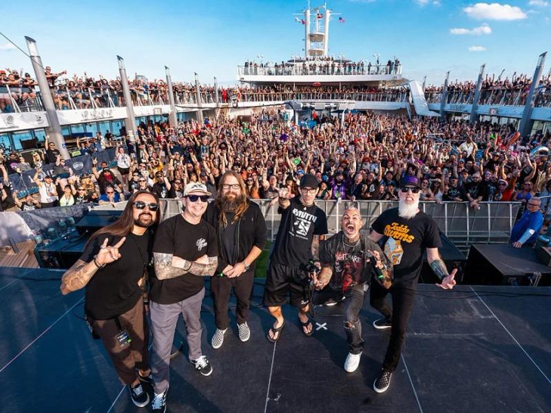 Headbangers Boat