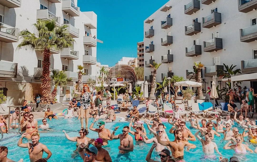 Hoopla Malta 2