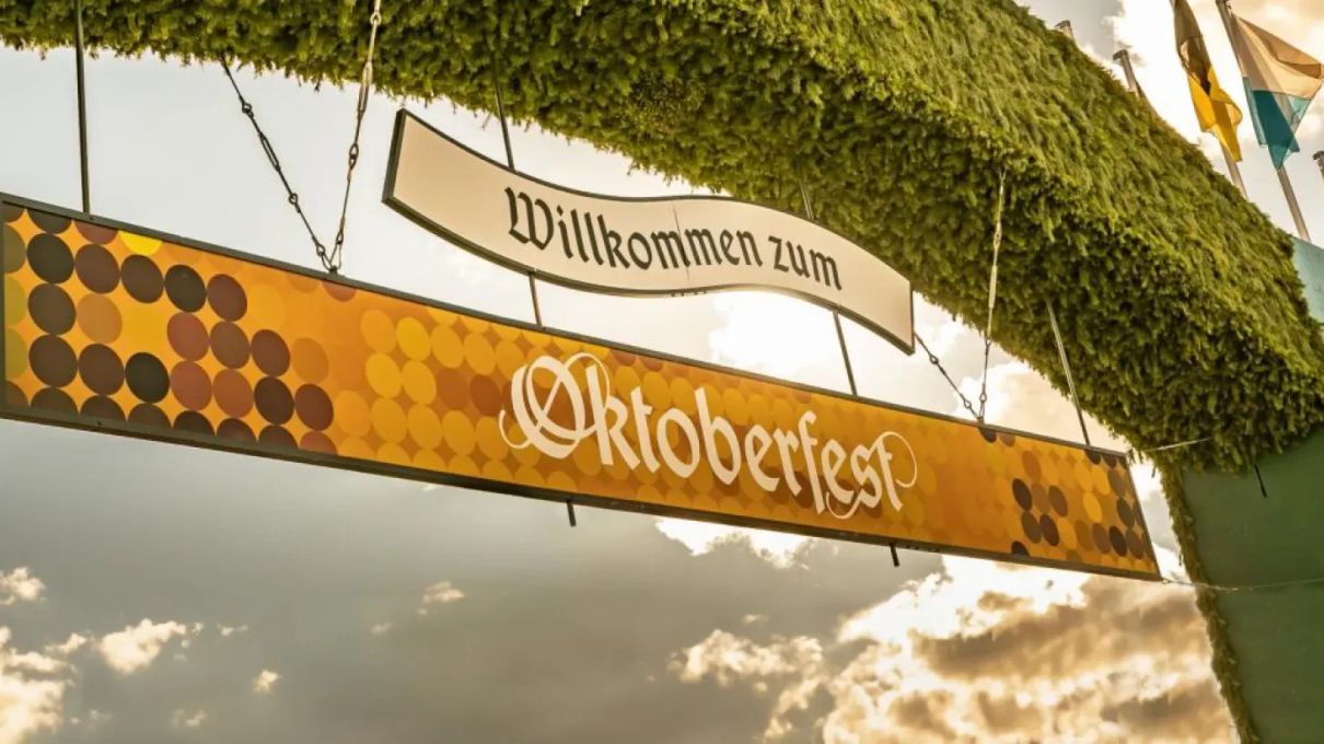 Oktoberfest Munich 2026 - Festival Abroad