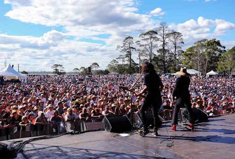 Red Hot Summer Tour Southport