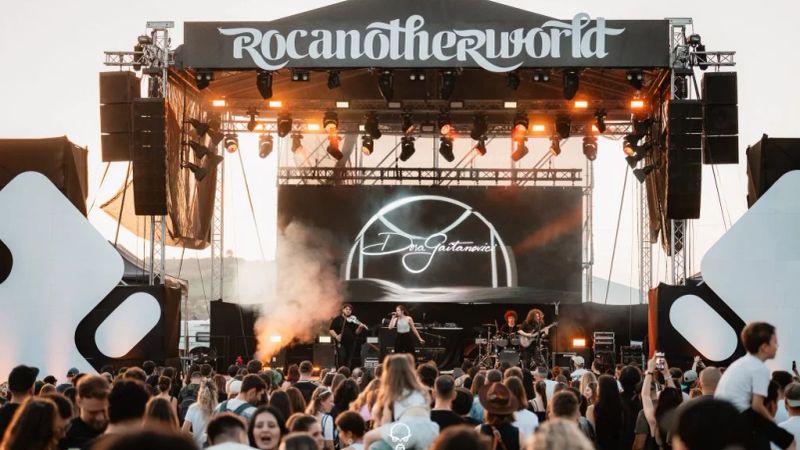 Rocanotherworld 3